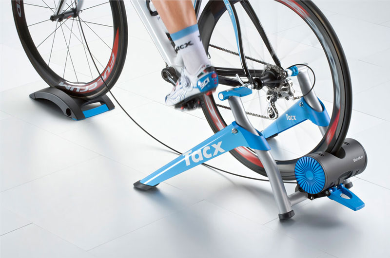 Trenažer-klasični Booster  T2500 Tacx